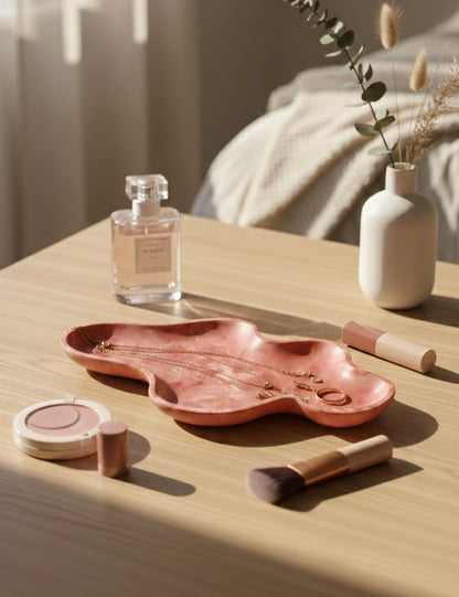 Marble wavy decoratif tray. Handmade. Home decor.