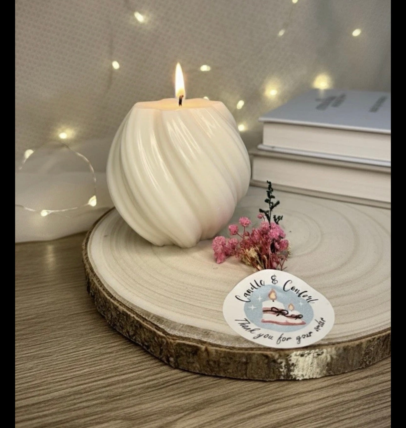 Sculpted Aesthetic Swirl scented Candle handmade/ home decor / cozy vibes