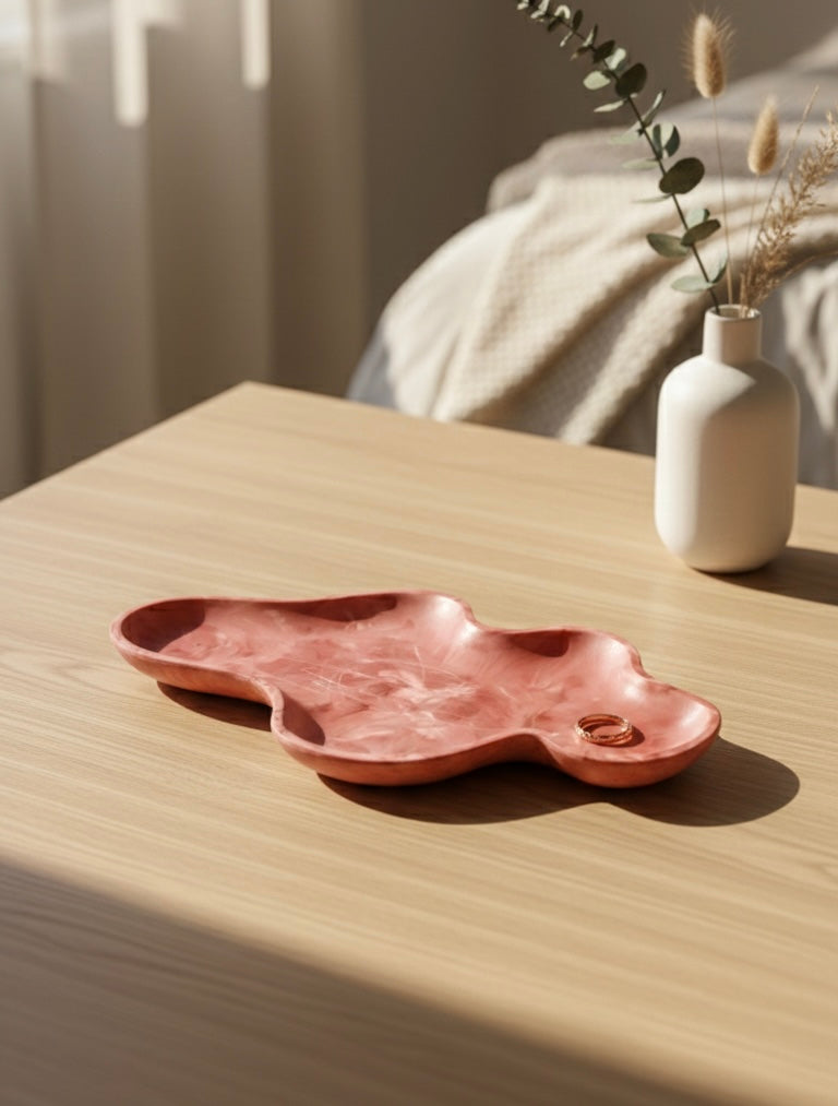 Marble wavy decoratif tray. Handmade. Home decor.